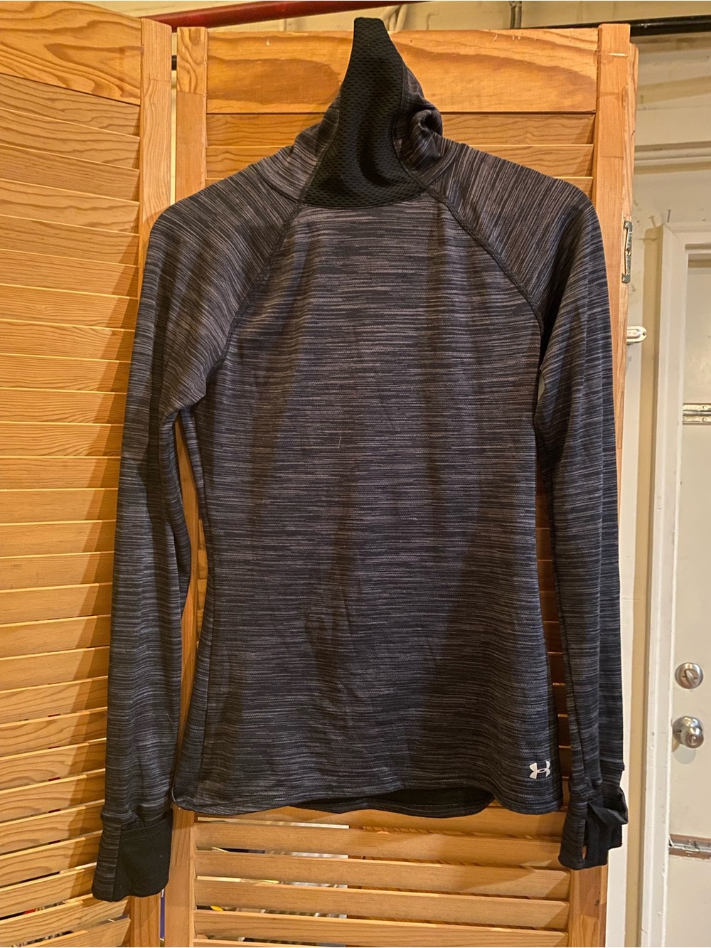Under Armour Black Heathered Performance turtleneck